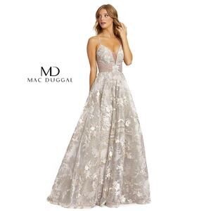 Mac Duggal Gown 20211 Embellished Beaded Ball Gala Formal Party Wedding Size 14